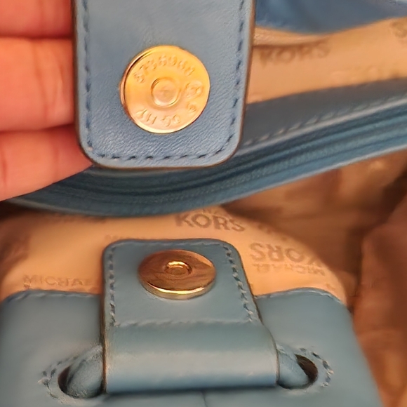 Michael Kors NWOT Blue Shoulder Bag and Wallet - Picture 4 of 13